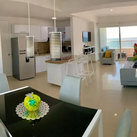 Apartamento Apartamento Con Balcon P6 Frente Al Mar Con Aire Acondicionado Y Wifi *