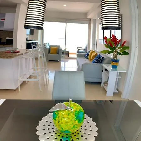 Apartamento Con Balcon P6 Frente Al Mar Con Aire Acondicionado Y Wifi *