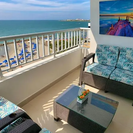 Apartamento Con Balcon P6 Frente Al Mar Con Aire Acondicionado Y Wifi *